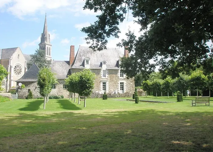 Grange Du Plessis Nocleg ze śniadaniem Segré